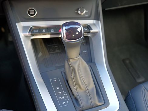 Certified 2025 Audi Q3 2.0T Premium w/ Convenience Package image 18