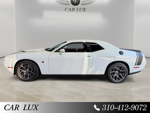 Used 2019 Dodge Challenger R/T Scat Pack w/ Plus Package RWD image 2