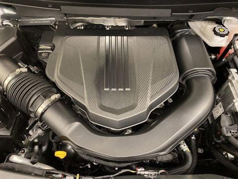 New 2026 Chevrolet Traverse LT w/ Sun and Wheel Package image 4