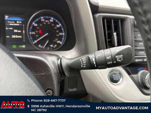 Used 2018 Toyota RAV4 XLE image 23