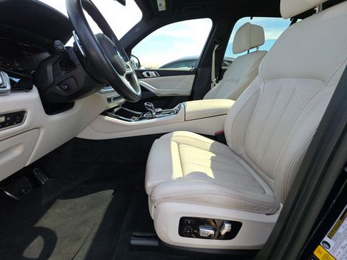Used 2022 BMW X5 M50i AWD/4WD image 5