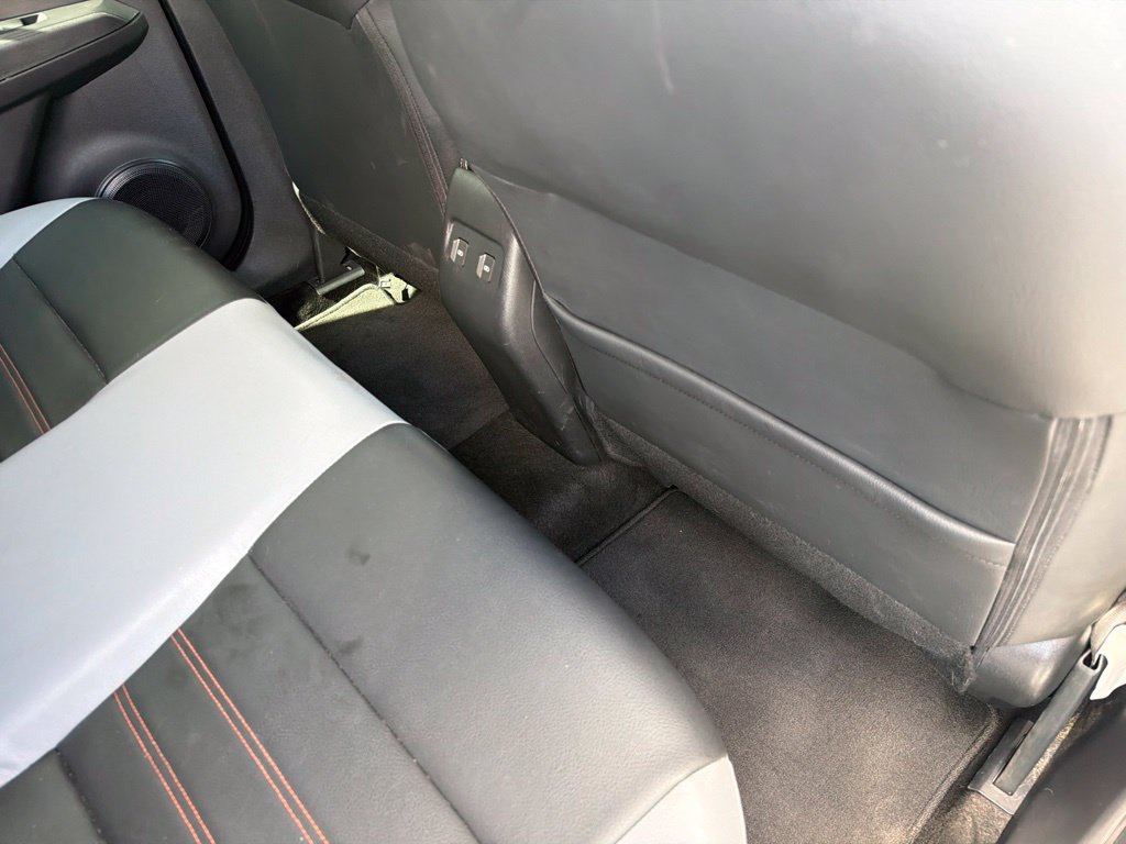 Used 2024 Nissan Kicks SR w/ SR Premium Package FWD image 20