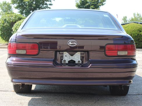 Used 1996 Chevrolet Impala SS RWD image 8