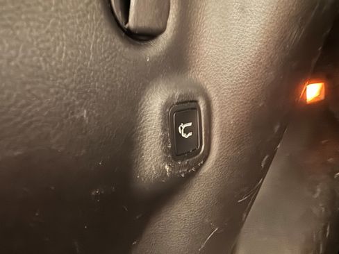 Used 2018 Jeep Compass Limited w/ Navigation Group image 33