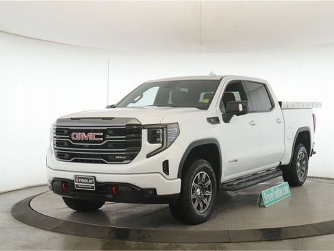 Used 2024 GMC Sierra 1500 AT4 w/ Technology Package image 10