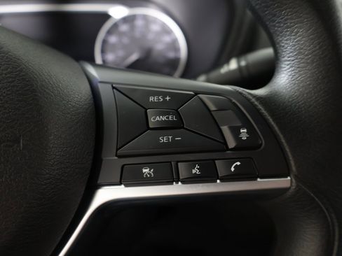 Used 2024 Nissan Sentra SV image 39