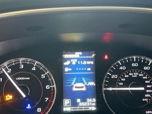 Used 2018 Subaru Crosstrek 2.0i Limited image 15