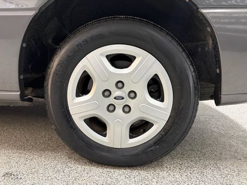 Used 2005 Ford Freestar SE FWD image 9