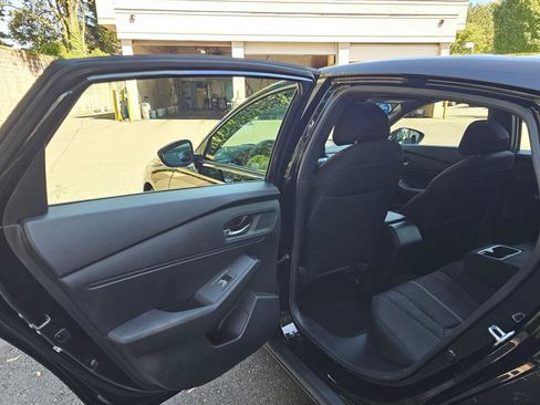 Used 2023 Honda Accord Sport image 19