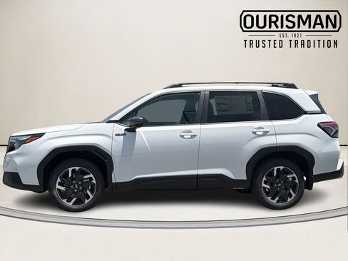 New 2026 Subaru Forester Touring AWD/4WD image 3