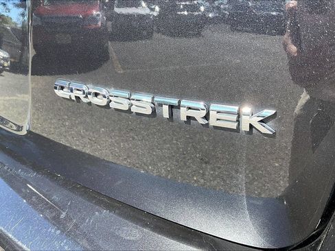 Used 2019 Subaru Crosstrek 2.0i AWD/4WD image 10