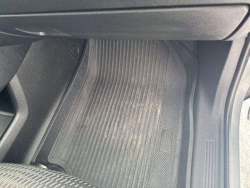 Certified 2025 Chevrolet Equinox LT w/ Safety and Technology Package image 57