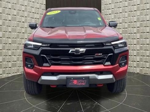 Used 2023 Chevrolet Colorado Z71 w/ Z71 Convenience Package 2 AWD/4WD image 13