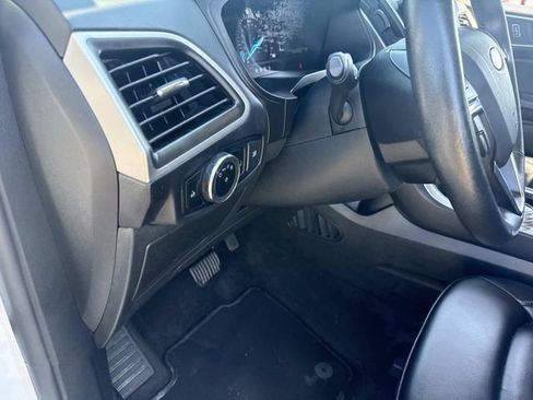 Used 2024 Ford Edge SEL AWD/4WD image 21