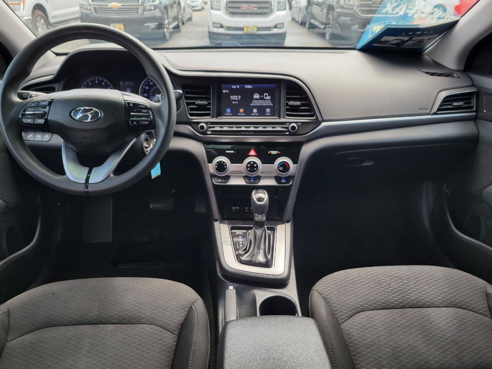 Used 2019 Hyundai Elantra SEL w/ Cargo Package FWD image 4