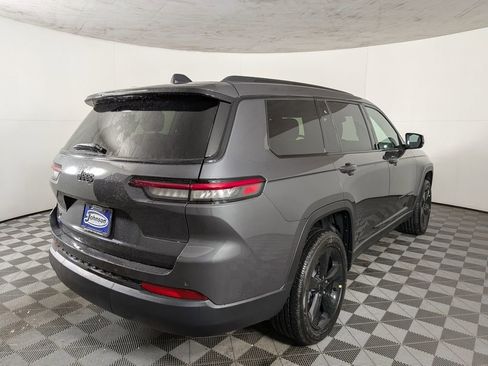 New 2025 Jeep Grand Cherokee L Altitude image 7