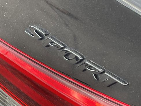 Used 2022 Honda Civic Sport image 10