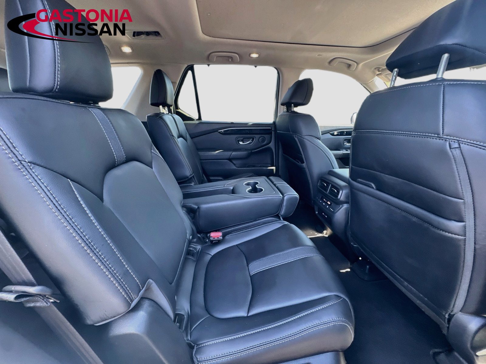 Used 2024 Honda Pilot Touring image 37