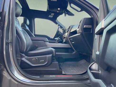 Used 2018 Ford F150 Raptor w/ Equipment Group 802A Luxury image 40