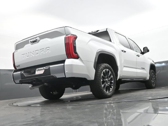 Used 2025 Toyota Tundra Limited AWD/4WD image 25