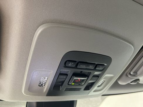 Used 2024 Toyota Camry SE image 22