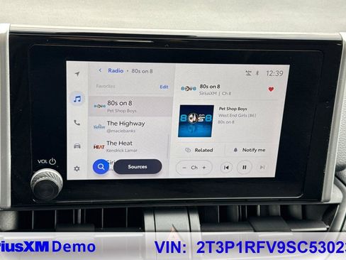 Used 2025 Toyota RAV4 XLE image 35