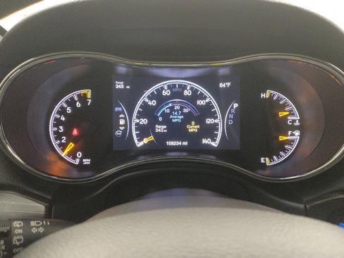 Used 2019 Jeep Grand Cherokee Limited w/ Luxury Group II AWD/4WD image 23
