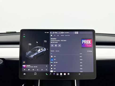 Used 2021 Tesla Model Y Long Range AWD/4WD image 23