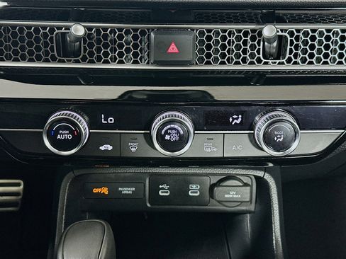 Used 2025 Honda Civic Sport image 23