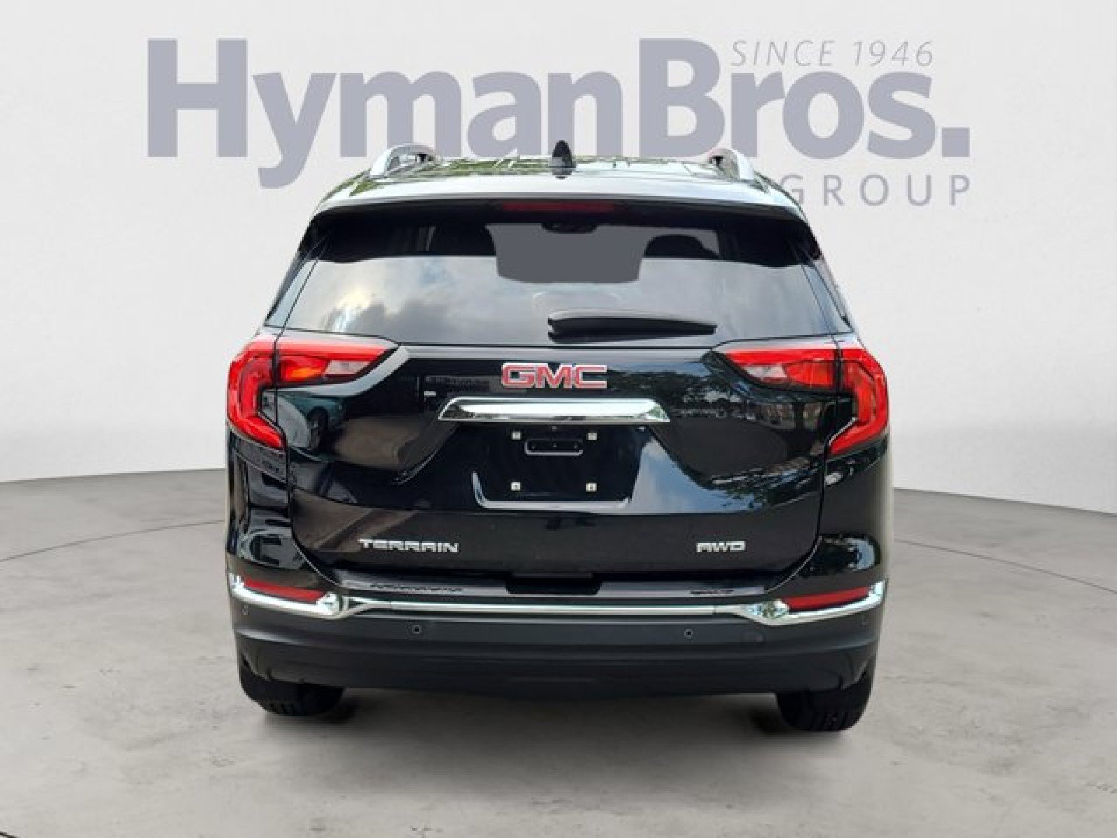 Used 2021 GMC Terrain SLT w/ Infotainment Package II AWD/4WD image 4