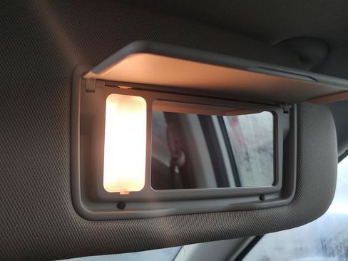 Used 2023 Honda CR-V EX image 6