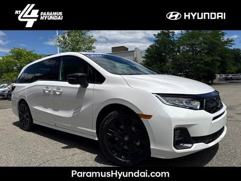 Used 2025 Honda Odyssey Sport-L image 1