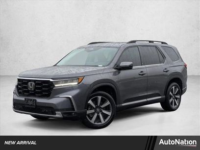 Certified 2025 Honda Pilot Touring