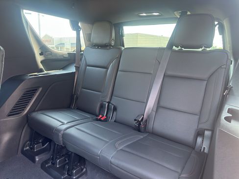 Used 2021 Chevrolet Tahoe High Country RWD image 19