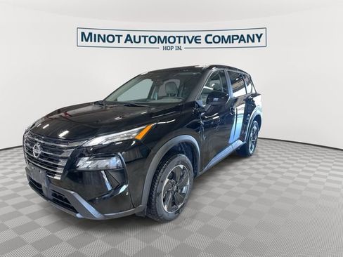 Used 2024 Nissan Rogue SV FWD image 4