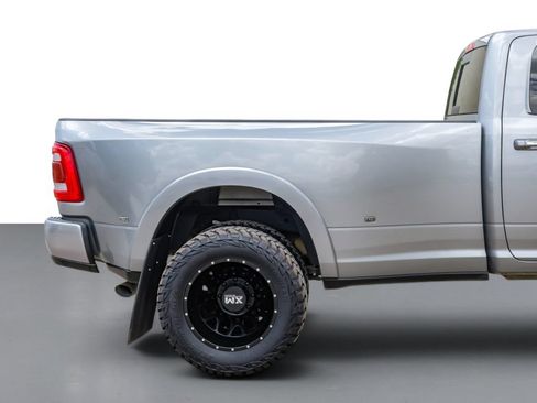 Used 2022 RAM 3500 Laramie AWD/4WD image 6