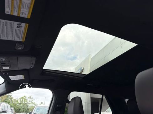 New 2026 Ford Explorer Platinum RWD image 24