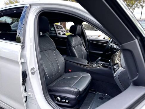 Used 2021 BMW 540i RWD image 7