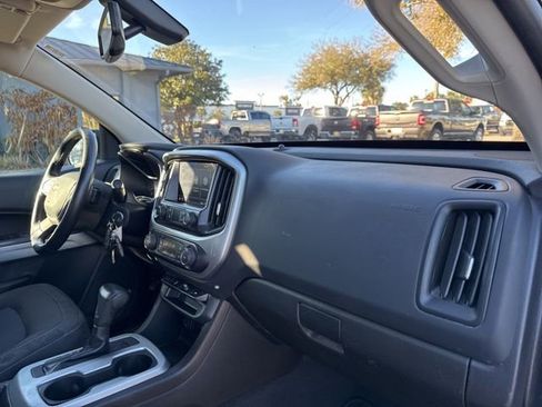 Used 2021 Chevrolet Colorado LT image 10