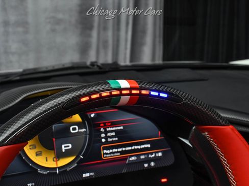 Used 2022 Ferrari SF90 Spider AWD/4WD image 10