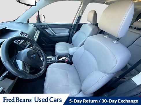 Used 2015 Subaru Forester 2.5i Touring AWD/4WD image 27