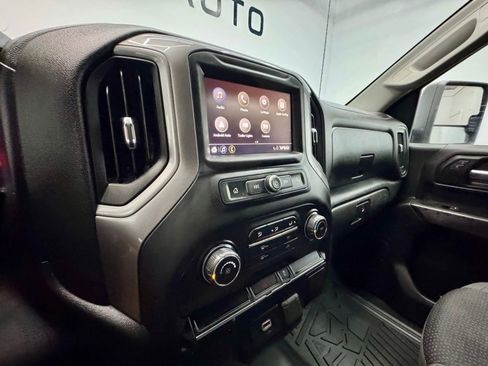 Used 2020 Chevrolet Silverado 2500 W/T AWD/4WD image 13
