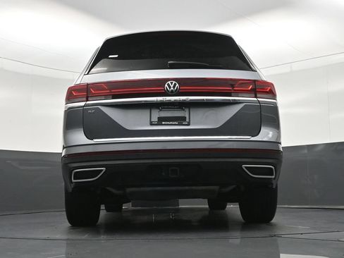 Used 2024 Volkswagen Atlas SE FWD image 26