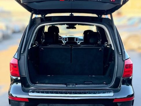 Used 2015 Mercedes-Benz GL 550 4MATIC image 10