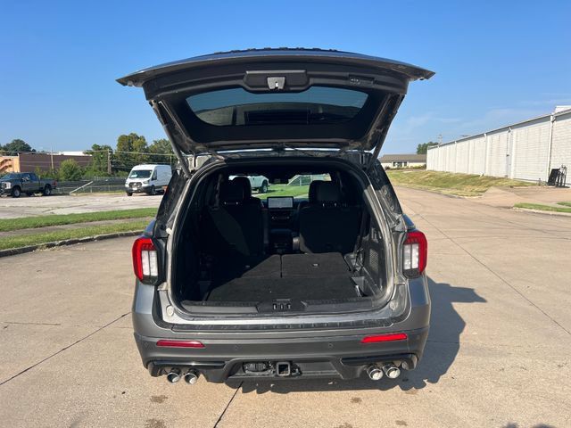 Used 2025 Ford Explorer ST w/ Sun And Sound Package AWD/4WD image 8