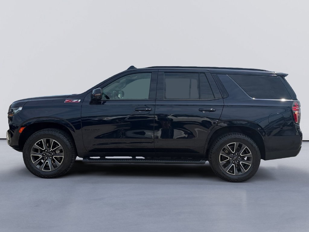 Used 2022 Chevrolet Tahoe Z71 w/ Luxury Package AWD/4WD image 6