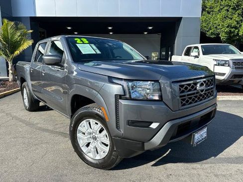 Certified 2023 Nissan Frontier SV w/ Technology Package RWD image 1