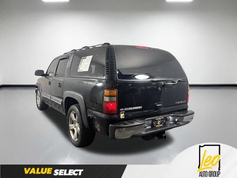 Used 2003 Chevrolet Suburban LT w/ LT Preferred Equipment Group AWD/4WD image 4