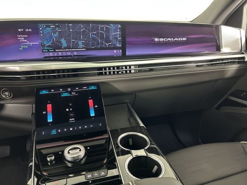 New 2025 Cadillac Escalade Sport w/ Touring Package image 30