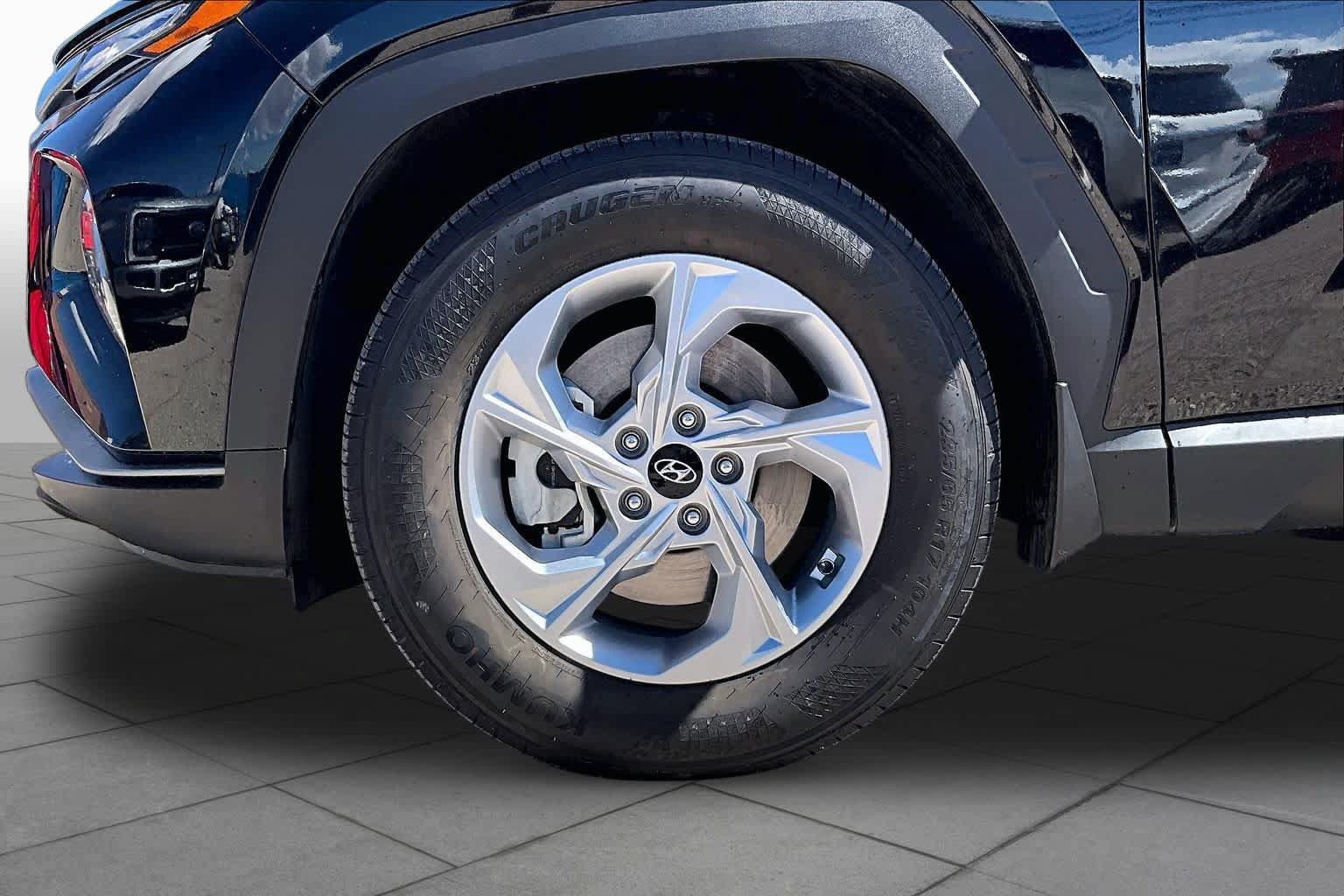 Used 2024 Hyundai Tucson SE FWD image 11